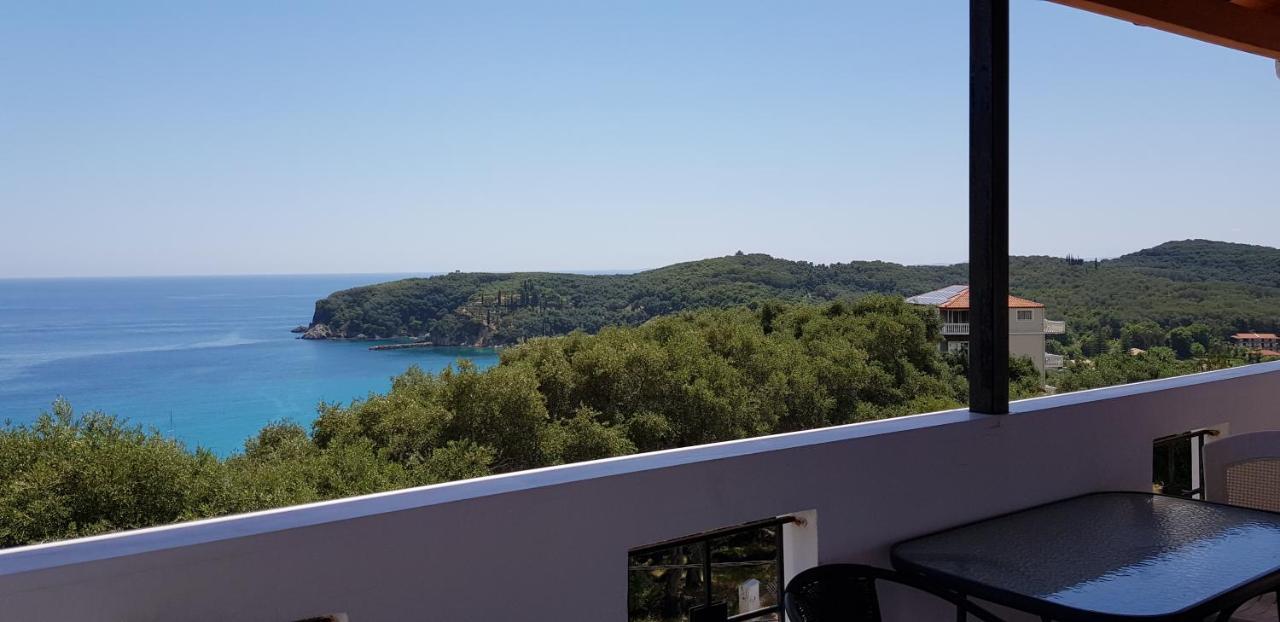 Diogenis Parga Studios Exterior foto
