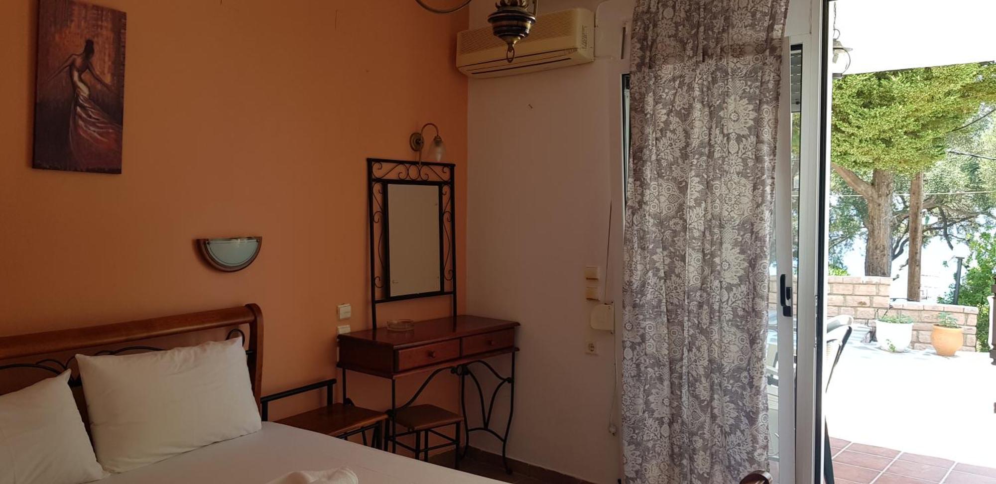 Diogenis Parga Studios Habitación foto